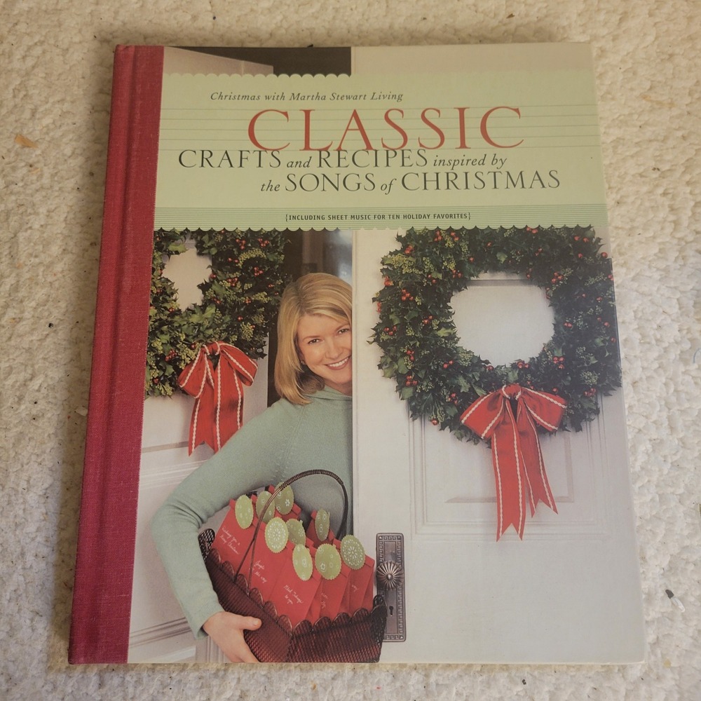 Martha Stewart Classic Crafts and Recipes Christmas Book OS Green Good Holiday